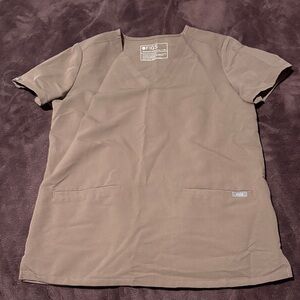 Figs Women's Casma Three-Pocket Scrub Top